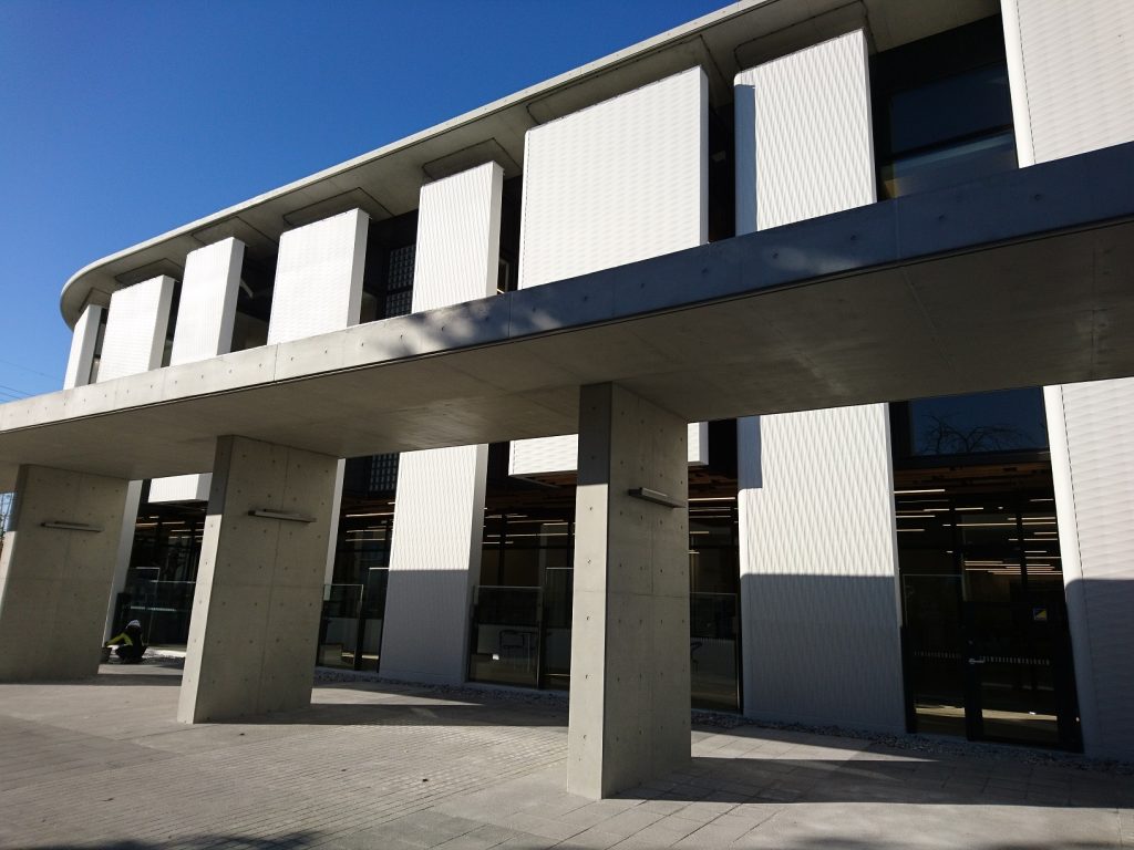 長浜図書館の外観